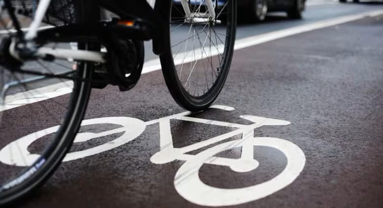Parc-Extension’s parking troubles escalate as legal action challenges Montreal’s bike path policies