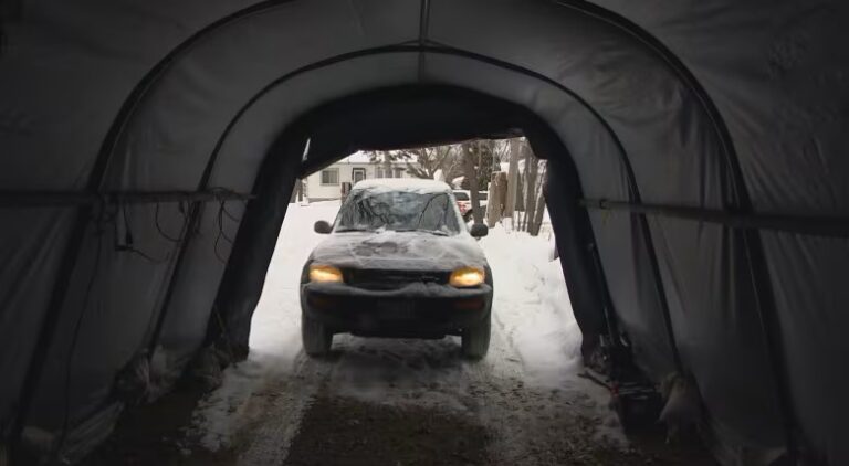 Park Extension’s Winter Car Shelter: How to Install Safely and Legally