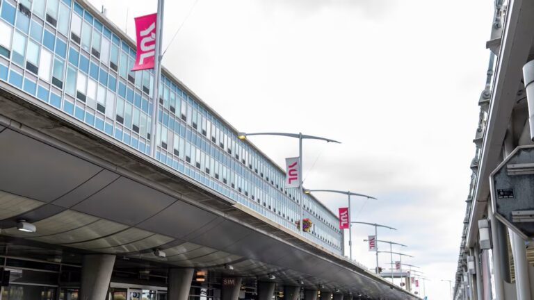 Montreal-Trudeau Traffic Nightmare Expected to Continue Through Summer